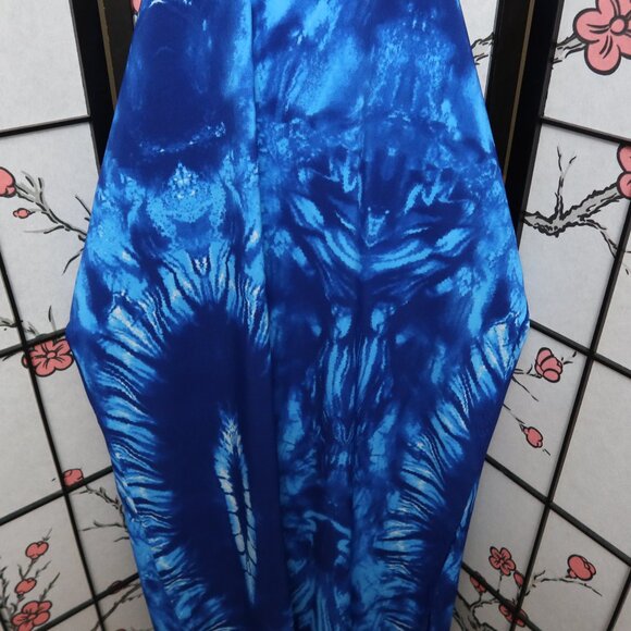 West African Vibrant Blue Tie-Dye Halter Neck Backless Sundress One Size NWOT - Picture 4 of 16